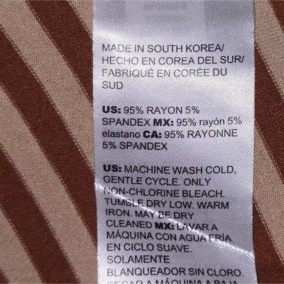 Chico's Spicy Mustard Striped Long Sleeve Super Soft Mock Turtleneck Top 3 XL - Picture 6 of 6